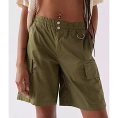 New Urban Outfitters Bdg Shorts Large Army Olive Green Lennon Skate Cargo Short Paperbag Waist New Perfect Condition New With Tags Attached Item Is Unworn And Unused Please See All Measurements And Photos Measurements Are Approx Waist About 15 Inseam About 9 Rise About 12 Shop Freckle Clouds Ob1455981 S 67033027 Urban Urbn Uo Outfitters Outfitter Bdg 2091 Trendy Relaxed Fit Cargo Shorts For Summer, Urban Outfitters Cotton Bottoms With Side Pockets, Summer Bottoms With Cargo Pockets, Casual Green Cargo Shorts For Summer, Trendy Summer Cargo Shorts With Side Pockets, Utility Green Shorts With Elastic Waistband, Summer Streetwear Shorts With Pockets, Urban Outfitters Utility Cotton Bottoms, Urban Outfitters Casual Cargo Bottoms