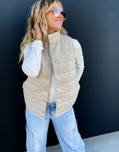 Stay warm and stylish this winter with the CUTEST VEST. Features snap buttons and side pockets. Its high-quality material is perfectly designed. Material: MATERIAL: OUTSIDE: 100% NYLON INSIDE: 100% POLY Angela: 5'2" 34"B wearing S/M Blakeley wearing 1X size 16 -5'6 SIZING: XS/S 0/2 S/M 2-8 L/XL 8-14 1X 16/18 2X 18/22 3X 22/24 Ombre Cardigan, Patchwork Kimono, Olive Tan, Puff Vest, Sherpa Pullover, Purple Teal, Henley Top, Knitting Girls, Mesh Long Sleeve