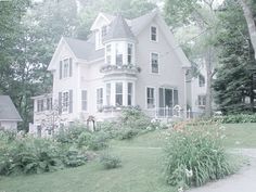 Olivia Aesthetic, Heaven Sent, Dream House Decor, Green Aesthetic, Cute Photos, Pretty Pictures, Not Mine, Mansion