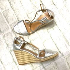 Tabitha Simmons Silver Wedge Sandals -Made In Spain -Pretty Silver Leather -3” Wedge Size 7 Euc No Visible Wear Silver Wedge Sandals, Silver Wedges, Tabitha Simmons, Womens Shoes Wedges, Wedge Sandals, Spain, Wedges, Size 7, Women Shoes