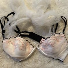 This Is A Romantic Bra! I Can’t Find Another One Like It. It Is A Plunge Bra And Is Lined. Brand New With Tags. See Pics Victoria Secret Bra And Under Set Aesthetic, Bra And Under Set Aesthetic, Bra And Under Set, Y2k Outfits Aesthetic, Set Aesthetic, Lace Long Sleeve Shirt