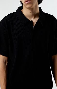 Elevate your casual style with the Ribbed Woven Camp Shirt from PacSun, adding texture to your everyday look. Boasting a collared neckline, short sleeves, and a standard fit, this shirt combines comfort with a touch of sophistication. The button closures add a classic finish, making it a versatile and stylish choice for a range of occasions.


	Collared neckline
	Short sleeves
	Standard fit
	Button closures
	Ribbed fabrication
	Machine washable
	Model is wearing size medium
	Model Measurements: 6'3” Height, 32” Waist, 34” Inseam Incentive Programs, Student Discounts, Camp Shirt, Camping Shirt, Personal Marketing, Shirt Price, Model Measurements, Pacsun, Everyday Look