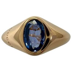 Vintage Gucci Oval Cut Blue Sapphire 18k Yellow Gold Signet Ring. 6x4mm natural sapphire with a vivid light blue colour beautifully rubover bezel set in a fine 18k yellow gold signet style ring. The ring has Gucci engraved onto the side. Also with full Gucci 'Made In Italy' hallmarks on the inside band of the ring Ring size UK H1/2 - US 4 - EU 47. The ring is re-sizeable. Please message with any sizing requirements before purchase. Well made ring weighing 4.3g. Piece has been cleaned and polishe Gucci Pouch, Light Blue Colour, Yellow Gold Solitaire Ring, Diamond Signet Ring, Teal Blue Color, Gold Solitaire Ring, Gucci Jewelry, Gold Signet Ring, Modern Ring