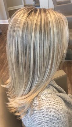 Hair Color Golden Blonde, Long Straight Bob, Hair Color Golden, Wigs Blonde, Beautiful Blonde Hair, Cool Blonde Hair, Blonde Hair Inspiration