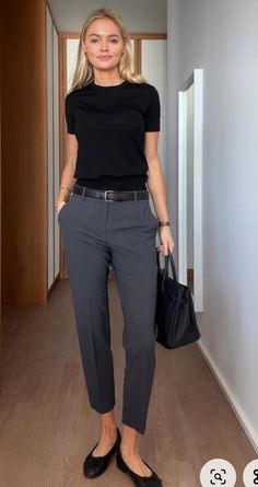 Smart Casual Women, Casual Work Outfits Women, Office Casual Outfit, Amal Clooney, Office Outfits Women, Business Casual Outfits For Work, Stylish Work Outfits, Business Outfit, Casual Work Outfits