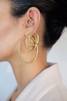 Elegant Metal Hoop Earrings For Spring, Elegant Round Hoop Earrings For Spring, Elegant Everyday Spring Hoop Earrings, Chic Spring Party Hoop Earrings, Jeweled Earrings, Ear Stack, Chic And Elegant, Ear Rings, Ear Jewelry