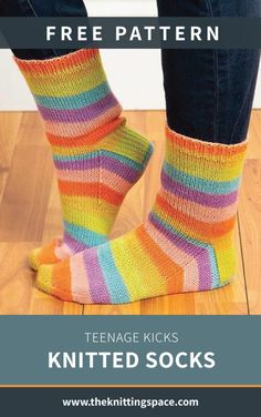 a woman's feet wearing colorful socks with text overlay that reads, free pattern teenage kicks knitted socks