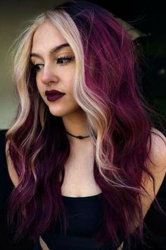 Raspberry Hair Color With Blonde Money Piece Wine Red And Purple Hair, Magenta Split Dye, Hair Color Blocking Ideas, Split Dyed Hair Ideas, Alternative Hair Dye, Physical Aesthetic, Raspberry Hair Color, Purple Blonde Hair