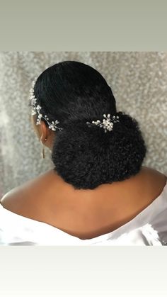 Bridal Afro Hairstyles, Wedding Dresses Sydney, Natural Glam Makeup, Afro Natural