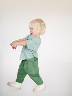 Baby Boys' Trousers | ZARA United Kingdom Kids Fashion Zara, Vintage Kids Fashion, Baby Mode, Kids Winter Fashion, Kids Summer Fashion, Kids Fashion Dress, Pants With Pockets, Zara Kids, Winter Kids