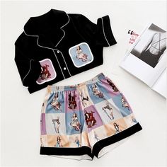 Reverse Beauty sleepwear is Classic and lightweight, our Artsy Oversized Pajama Shirt & Briefs Set is a night-time must-have for a beautiful sleep. Parka Coat Women, Leopard Pajamas, Harajuku Hoodie, Pyjama Satin, Man Dressing Style, Mens Blazer Jacket, Summer Pajamas, Korean Fashion Casual, Night Suit