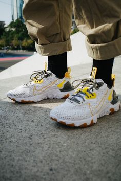 Nike React Vision Street Style Outfits Men, Fashion Portfolio, Crazy Shoes, Street Style Outfit, Training Shoes, Beautiful Shoes