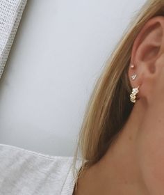 14k gold trio diamond stud 0.9 carats per earring Select single or pair Very lightweight ** Please note, this piece is final sale.** Three Lobe Earrings, Three Earrings Piercings, Three Lobe Piercings, Three Piercings, 3 Lobe Piercings, Three Earrings, Earrings Piercings, Lobe Piercing, Ear Piercing