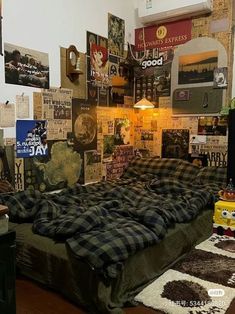 Dark Style Bedroom, Bedroom Alternative Aesthetic, Alt Boy Room, Punk Aesthetic Bedroom, Childs Room Aesthetic, Emo Interior Design, Vintage Room Ideas Men, Black Cozy Room, Unique Room Design