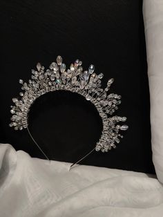 Elegant tiara has a unique handmade design created with high quality materials: crystal beads, rhinestones, metal elements and silver wire. Elegant Tiara, Crystal Wedding Crown, Crystal Crown Wedding, Tiara Headpieces, Bride Crown, Silver Head Piece, Silver Tiara, Beaded Art, Bride Headpiece