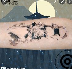 Anime Tattoo Ideas Manga, Anime Tattoo Ideas, Watercolor Tattoo Ideas, Kiss Tattoos, Blue Rose Tattoos, Cute Tats, Hand Tats, Omerta Tattoo