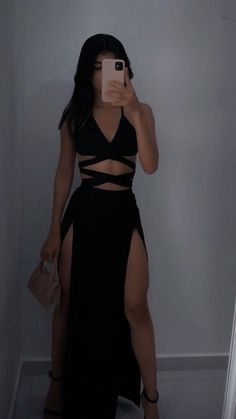 Black Hot Outfit For Women, Revealing Party Dress, Dresses Scandalous, Dress Sexier Party, Dresses With Two Slits, Revealing Outfit Party, Mafia Outfit Women Aesthetic, Revealing Outfit Female, Sweet 16 Outfits Baddie