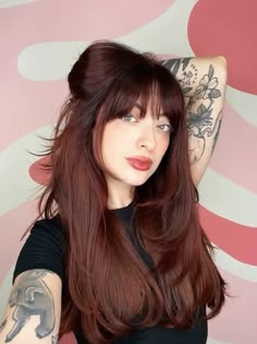 Dark Auburn Hair With Bangs, Shades Of Dark Red Hair, Dark Red Hair With Bangs, Deep Auburn Hair Color, Bangs Medium Length Hair, Bangs And Balayage, Deep Auburn Hair, Red Hair With Bangs, Ugly Hair