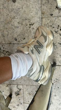 🖤 Nb Shoes, Cute Shoes Heels, Nike Air Shoes, Shoe Inspo, Everyday Shoes, Aesthetic Shoes, Swag Shoes