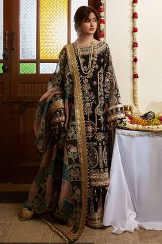 Pakistani Designer Clothes, Chiffon Collection, Pakistani Designers, Black Wedding Dresses, Indian Wedding Dress, Pakistani Outfits, Pakistani Wedding