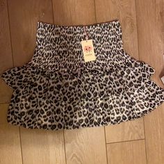 So Cute Never Worn White Slip Underneath Cheetah Print Clothes, Cheetah Clothes, Slay Fits, Cheetah Print Skirt, Hot Pink Skirt, Preppy Skirt, Camo Mini Skirt, Cheetah Skirt, Silk Mini Skirt