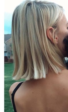 Medium Length Blonde Hair, Blonde Hair Inspiration, Blonde Hair Looks, Short Blonde Hair, Cut My Hair, Face Hair, Aesthetic Hair, Length Hair, Hair Hairstyles