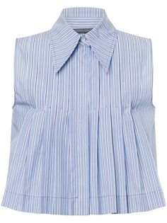 Find ALBERTA FERRETTI Striped Cropped Top on Editorialist. light blue cotton poplin texture vertical stripe print pleat detailing oversized pointed collar concealed front button fastening sleeveless straight hem cropped Striped Cotton Shirt, Upcycled Button Up Shirt, Sleeveless Button Up Shirt, Pleats Top, Shirt Stripes, Poplin Blouse, Upcycle Shirt, Pleated Top, Fashionista Clothes