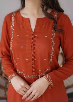 Turtle Neck Dresses, Crochet Loop, Silk Kurti Designs, Silk Kurti, Neck Designs For Suits, Salwar Designs, Kurti Designs Latest, Kurta Neck Design, Dress Neck Designs