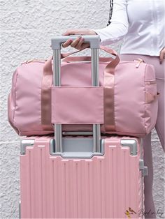 BirdinBag - Stylish Pink Travel Bag ÃÂ¢ÃÂÃÂ Ideal for Business Trips and Sports Large Capacity Pink Travel Bag, Pink Casual Travel Bag For Sports, Pink Casual Sports Travel Bag, Casual Pink Travel Bag For Sports, Casual Pink Sports Travel Bag, Sporty Rectangular Travel Bag For Everyday Use, Pink Large Capacity Travel Bag For Gym, Sporty Large Capacity Tote Luggage, Large Capacity Double Handle Travel Bag For School