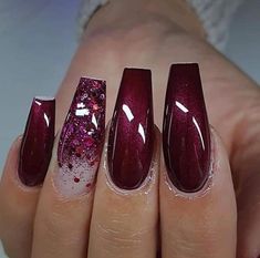 Maroon Nail Designs, Burgundy Acrylic Nails, Ruby Nails, Posh Nails, Unghie Sfumate, Maroon Nails, Black Acrylic Nails, Fancy Nails Designs, Smink Inspiration