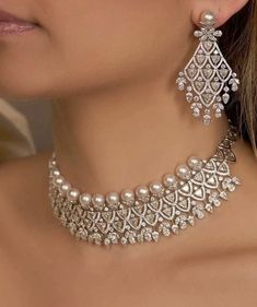 Bridal Jewelry Sets Brides, Bridal Diamond Necklace, Real Diamond Necklace, Neck Pieces Jewelry, Diamond Pendants Designs, Africa Dress, Jewelry Set Design, S Jewelry