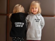 LullaBaby wear is the Founder of Cousin Crew Shirts! The Original Cousin Crew Sweatshirt. More Colors! Cousin Squad or Cousin tribe. Toddler sizes have side seam pockets. Youth sizes have front pocket pouch. Send name and number in notes to seller at checkout! Vinyl colors: White, Black, Gold, Silver, Copper, Orange Glitter Vinyl: Gold, Silver, Black, White, Aqua, Orchid, Green Metallic Vinyl: Red, Purple, Blue, Yellow Please contact me with any questions, I respond very fast! Cousin Crew design Cousin Vacation, Cousin Squad, Cousin Crew Shirts, Birth Order, Matching Sweats, Cousin Crew, Orange Glitter, Glitter Vinyl, Crew Shirt