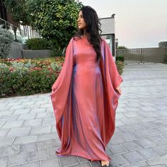 Muslim Abaya Batwing Sleeve Kaftan Maxi Dress Dubai Islamic Farasha Robe Caftan Long Dresses Halal, Luxury V-neck Elegant Abaya, Chiffon Abaya Kaftan Maxi Dresses, Abaya Online Shopping Islamic Clothing, Dress For Wedding Guest Arab, Arabic Pregnancy Dress, Islam Clothes, Abaya Noir, Butterfly Abaya