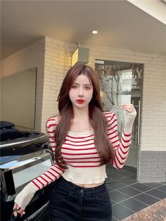 SPECIFICATIONSBrand Name: ezgagaClothing Length: short£¨4-16inch£©Material: POLYESTERMaterial: AcrylicDecoration: noneCollar: O-NeckElasticity: Medium StrecthSleeve Style: regularStyle: StreetwearPattern Type: StripedFit Type: SlimOrigin: Mainland ChinaCN: GuangdongSeason: All seasonSleeve Length(cm): FullThickness: StandardPattern: SLIMAge: 18-24Gender: WOMEN Red Fitted Crop Top For Winter, Fitted Red Crop Top For Winter, Trendy Red Winter Crop Top, Trendy Red Crop Top For Winter, Chic Outerwear, New O, Knitted Tops, Sweater Women, Women Vintage