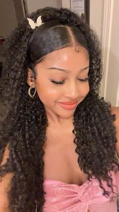 Natural Curl Ponytail, Curly Hoco Hair, Cute Curly Hairstyles Down, Curly Hairstyles With Crown, Cute Curly Hairstyles For Picture Day, Curly Hairstyles For Quinceanera, Middle Part Half Up Half Down Curly Hair, Curly Hairstyles With Gold Cuffs, Brown Girl Hairstyles