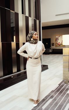 Muslim Modest Outfits, Lighting Fabric, Islamic Modest Fashion, Modest Outfits Muslim, Modest Dressing, Outfits Muslim, Head Scarfs, Modest Neckline, Hijabi Outfit