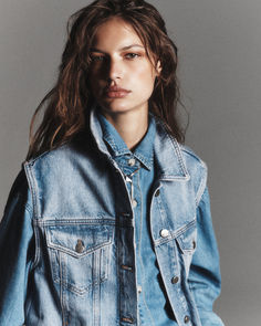 We found your perfect pair(s). Check out trending wide-leg, straight-leg, barrel, and more styles of jeans at Anthropologie. Dress them up for weekdays at the office or dress them down for chilling on the weekends – the styling options are endless with these versatile pairs. All Denim Outfits, Wardrobe List, Boyfriend Denim Jacket, Fitted Jeans, Boyfriend Jacket, Boyfriend Denim, Holy Grail, 50 Fashion