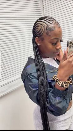 Curvy Feed In Braids, Curvy Straight Back Braids, Small Feeders Braids To The Back, Small Freestyle Feed In Braids, Sitch Braids For Black Women, Curvy Stitch Braids, 20 Stitch Braids, Feed In Braids With Color, Braided Hairstyles For Black Women 2023