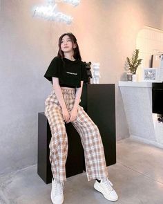 Fast delivery great product elastic and slim fit. 5 product great seller. Mode Ulzzang, Outfit Korean Style, Foto Poses, Korean Fashion Trends, Ulzzang Fashion