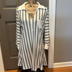 Black And White Striped Shirt Short Dress Never Worn. Chic V-neck Shirt Dress For Daytime, Chic Shirt Dress With Striped Collar For Daywear, Long Sleeve Shirt Dress With Striped Collar For Daywear, White Long Sleeve Dress With Striped Collar, Chic White Collared Shirt Dress, Long Sleeve Dress With Striped Collar For Daywear, Casual Daywear Dress With Striped Collar, Chic White Dress With Striped Collar, White Collared Dress For Spring