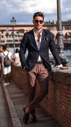 Cocktail Party Outfit Men, Men Wedding Attire Guest, Male Wedding Guest Outfit, Wedding Guest Suits, Cocktail Attire Men, Mens Fashion Suits Casual, Party Outfit Men, Cocktail Party Outfit, Mens Wedding Attire