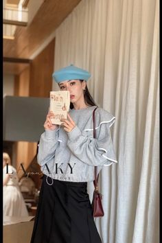 Lasaky - Premium Long-Sleeved Shirt with a Comfortable Relaxed Fit Gray Casual Blouse For Winter, Casual Gray Winter Blouse, Casual Gray Blouse For Winter, Gray Crew Neck Blouse For Fall, Trendy Crew Neck Blouse For Winter, Sleeve Stencil, Types Of Collars, Grey And White, Types Of Sleeves