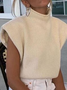 Pretty Casual Outfits, Sleeveless Turtleneck, Yoga Photography, Causual Outfits, Loose Outfit, Turtle Neck Top, Mode Inspiration, Fit Check, Outfits Casuales