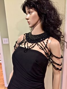 Bohemian Beaded Jewelry, Shoulder Chain Jewelry, Clothing Making, Gothic Bride, Shoulder Jewelry, Shoulder Necklace, Jewelry Gothic, Bride Necklace