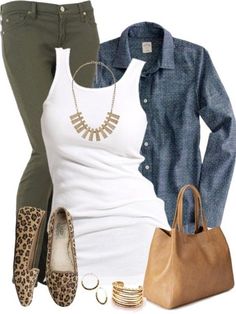 Mode Tips, Leopard Print Shoes, Print Shoes, Green Pants, Casual Work Outfits, Casual Fall Outfits, Business Casual Outfits, Look Fashion