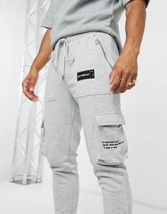 Women Joggers, Hoodie Outfit Men, Stylish Men Wear, Cargo Pants Style, Pants Outfit Men, Colour Trends, Mens Jogger Pants, Mens Workout Clothes