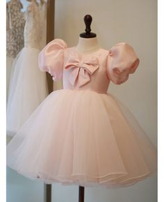 Get 10% off now! Buy super cute pink tulle flower girl dress with bubble sleeves at cheap price online. Free stable shipping and pro custom service since 2009. Pink Cute Flower, Cheap Hoco Dresses, Burgundy Prom Dress Long, Cheap Wedding Dress Boho, Cheap Lace Wedding Dresses, Prom Dresses Burgundy, Sparkle Prom Dress, Tulle Party Dress