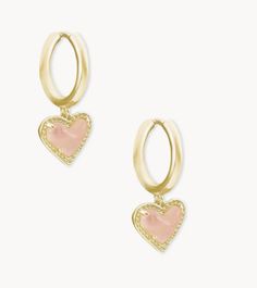 Hearts and huggies together - is there anything better? The Ari Heart Gold Huggie Earrings in Iridescent Drusy adds that little something extra to your look with its playful asymmetrical design. Metal 14k Gold Plated Over Brass Material Rose Quartz Closure Hinge Size 0.60” outside diameter, 0.43” L 0.40” W charm Please note: Due to the one-of-a-kind nature of the medium, exact colors and patterns may vary slightly from the image shown. Kendra Scott Earrings Hoops, Kendra Scott Heart Earrings, Fashion 23, Christmas Lists, Gold Huggie Earrings, Xmas Wishlist, Bday Gifts, Preppy Jewelry, Nails Today