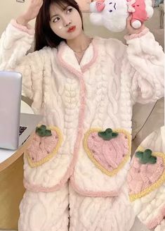 Sweet Strawberry Pajamas Home Suit PN6205 ●Size: Top: M:Length 64 cm bust 108 cm sleeve 46 cm L:Length 66 cm bust 112 cm sleeve 47cm XL:Length 68 cm bust 116 cm sleeve 48 cm XXL:Length 70 cm bust 120 cm sleeve 49 cm Pants: M: Length 94 cm waist 60-100 cm hip 102 cm. L: Length 96 cm waist 66-110 cm hip 108 cm. XL: Length 98 cm waist 70-120 cm hip 114 cm. XXL: Length 100 cm waist 74-126 cm hip 118 cm. (Please allow 1-3cm differs due to manual measurement.As different computers display colors differently,the color of the actual may vary slightly from the above images.Thanks for your understanding.) ●Material: soft ●About Shipping: We attach great importance to the orders of each customer and parcel delivery. 1.Processing time: 2-3 business days. 2.Shipping time: 10-15 business days to US, ple White Long Sleeve Loungewear Sets, Cozy Long Sleeve Loungewear Sets, Cozy Long Sleeve Lounging Sets, Cozy Long Sleeve Sleep Sets, Cute Long Sleeve Home Sets, Casual Long Sleeve Home Sets, White Relaxed Fit Winter Sleepwear, Cute Long Sleeve Loungewear Sets, Cute Long Sleeve Lounging Set