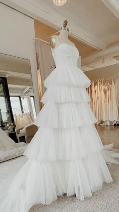 White Prom Dresses New Formal Dress Wedding Dress Punk Wedding Dress White, White Ruffle Wedding Dress, Layered Tool Wedding Dress, Wedding Dress With Fun Sleeves, Layered White Dress, Layered Wedding Dress Ruffles, Unusual Wedding Dress Unique, Wedding Dress Layers, Tool Wedding Dress